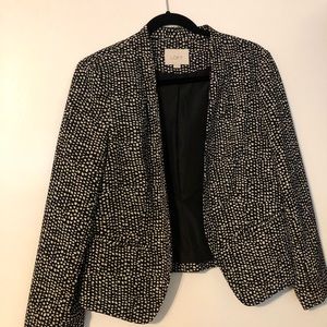 Women’s Black/White blazer